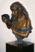 949-689-2047 Bobbie Carlyle bronze sculpture lady